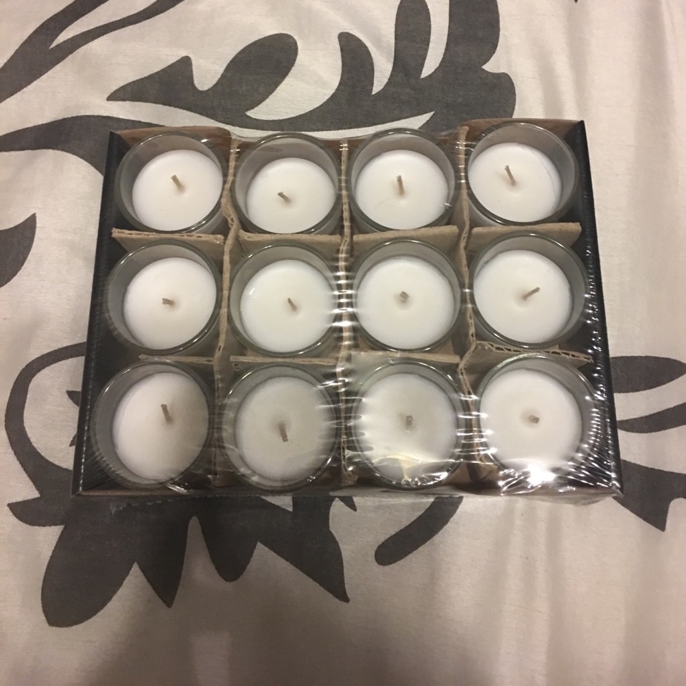 12 mini candles
