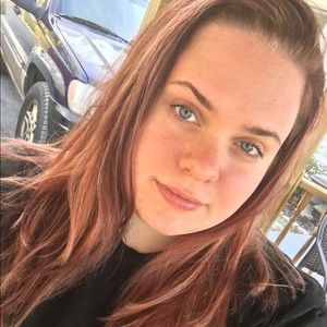 Meet your Posher, Liz