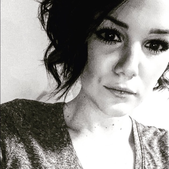 Meet your Posher, Abby - Picture 1 of 1