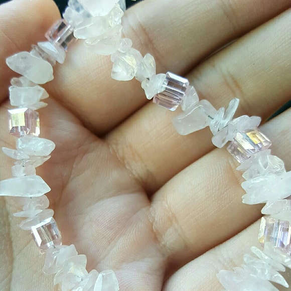 NEW !! Rose Quartz and Cube Bracelet - Picture 3 of 3