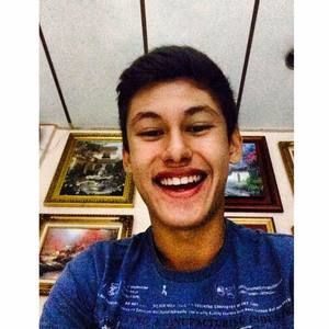 Meet your Posher, Diego