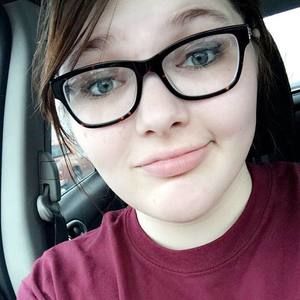 Meet your Posher, Lanie