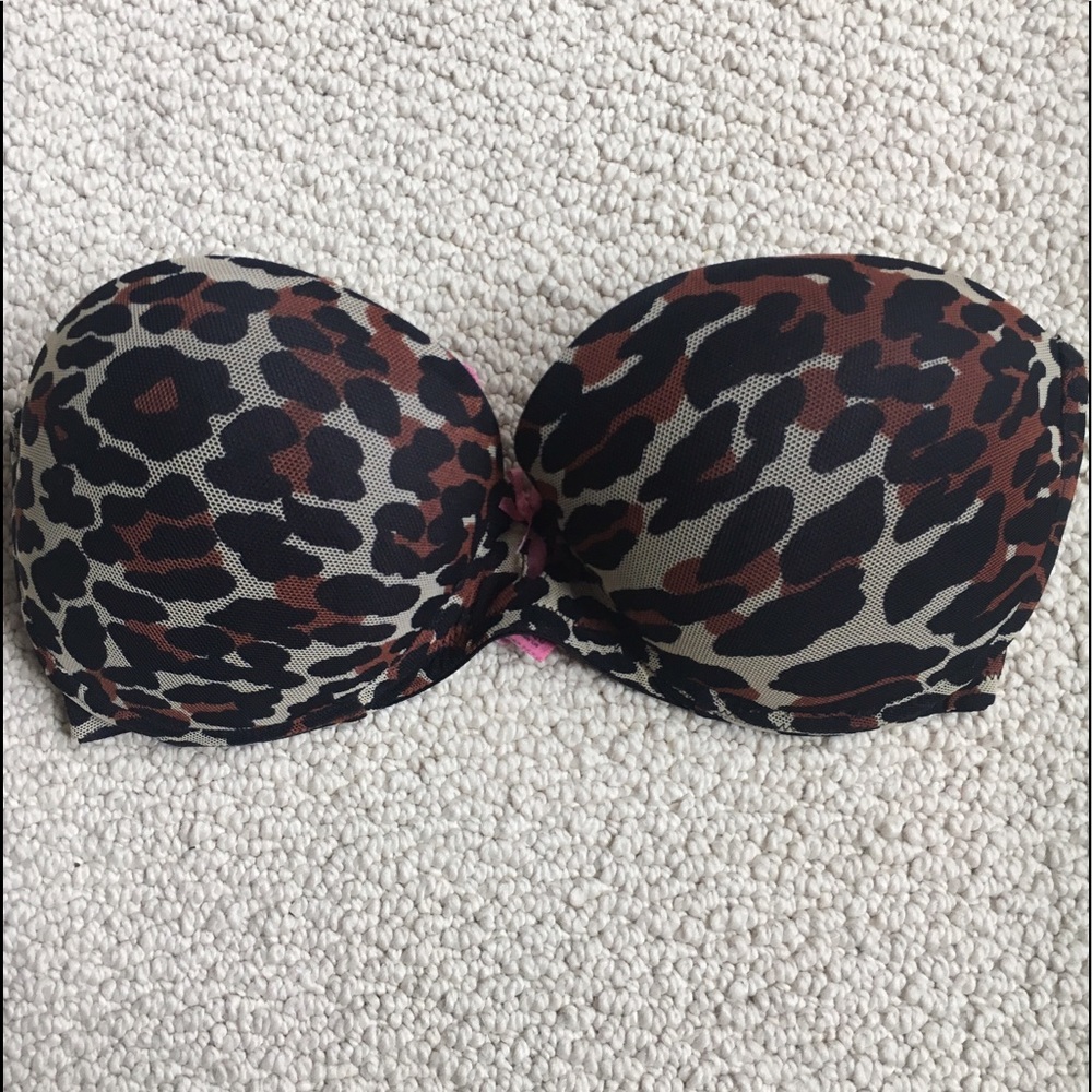 Betsey Johnson Leopard Strapless Bra