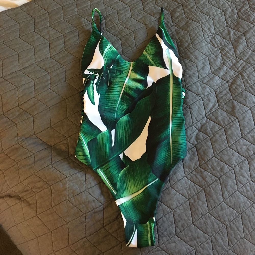 SUPER CUTE ONE PIECE