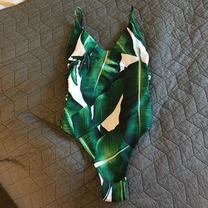 SUPER CUTE ONE PIECE