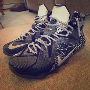 Nike Lebron 12 limited edition BHM