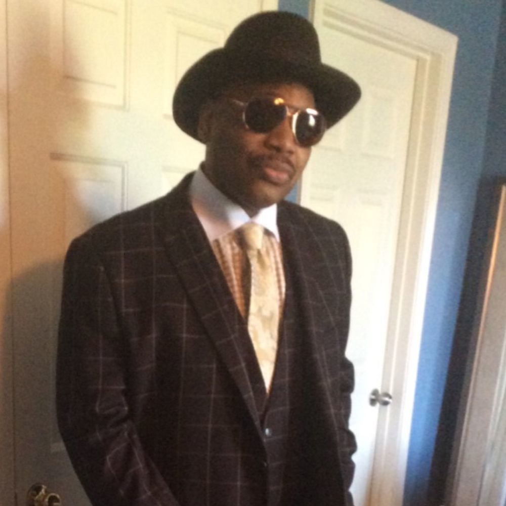 Meet your Posher, Robert