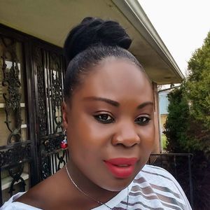 Meet your Posher, Felicia