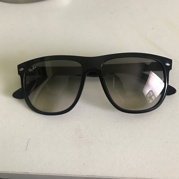 Ray ban sunglasses - Picture 4 of 4