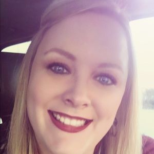 Meet your Posher, Brittney