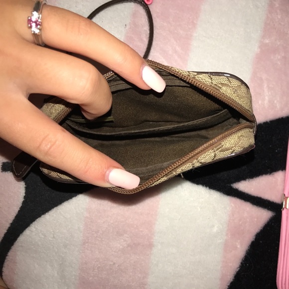 Lot of wristlets - Picture 5 of 5