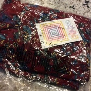 Lularoe tall and curvy leggings new w tags