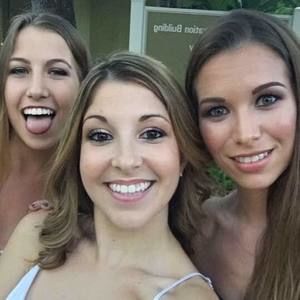 Meet your Posher, Zoe