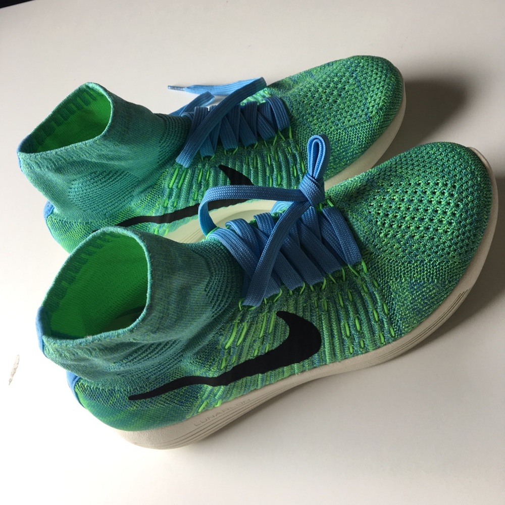 Nike Lunarepic Flyknit Women's Running Shoe