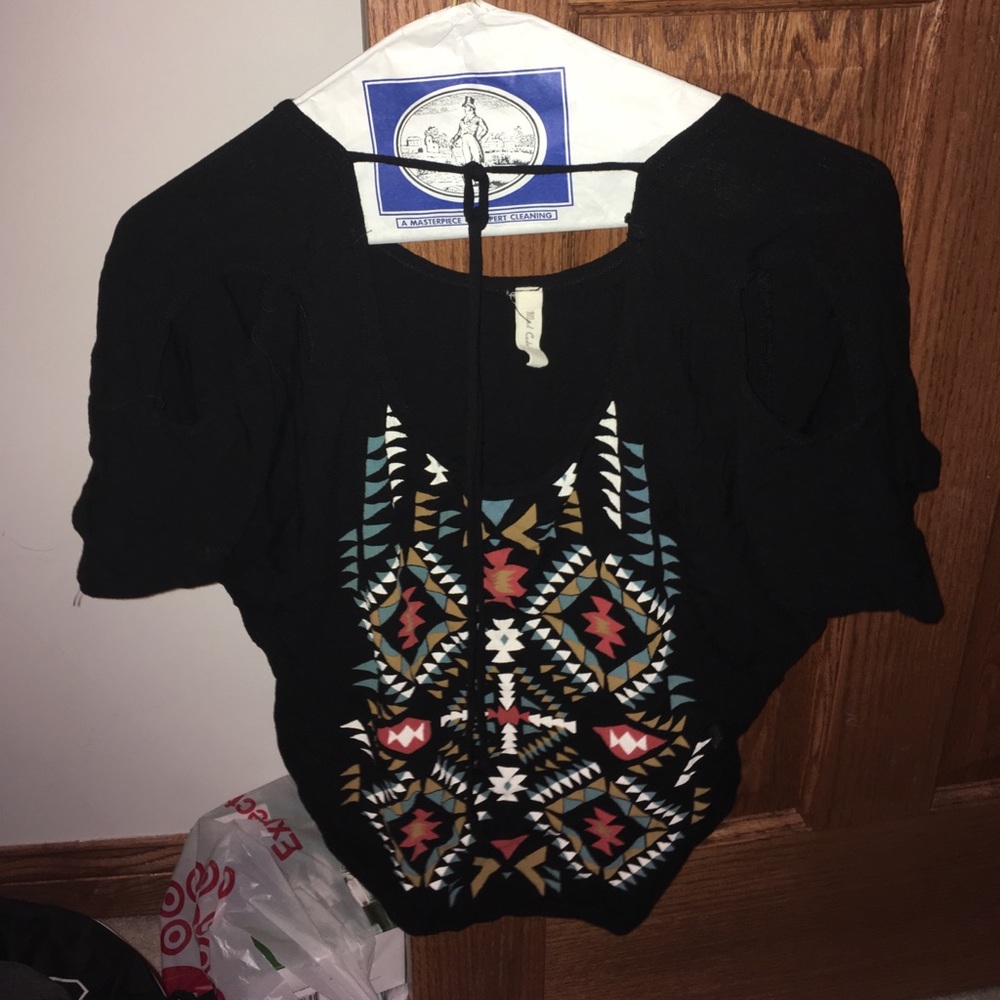 Black T with accents & cut out arms