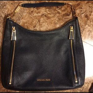 💥 SALE! Michael Kors Purse with Dustbag