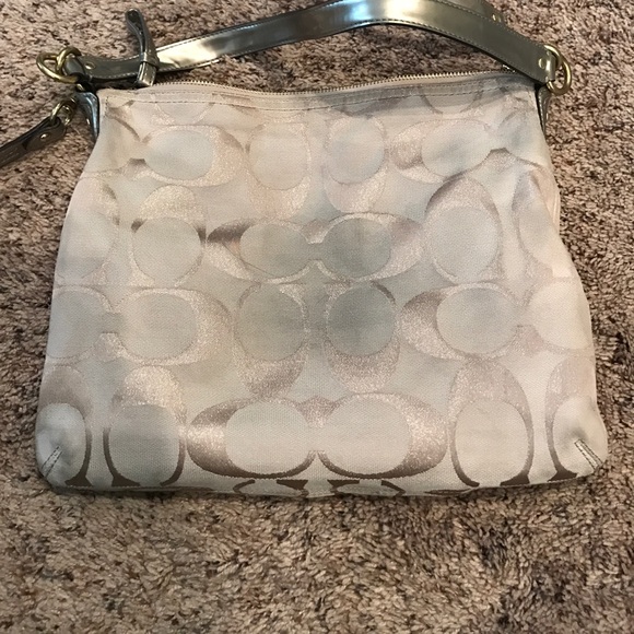 Designer Coach Purse - Picture 2 of 4