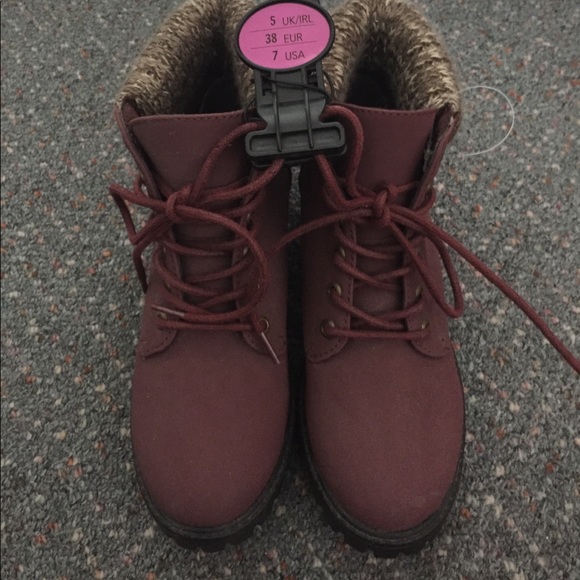 Maroon booties - Picture 2 of 2