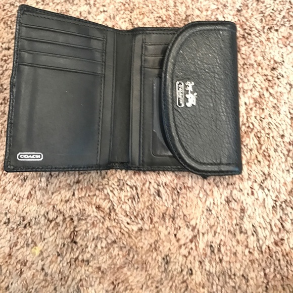 Coach wallet - Picture 2 of 3