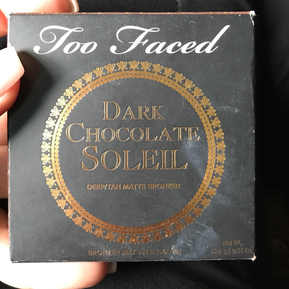 Two Faced Dark Chocolate Soleil in Deep/Tan