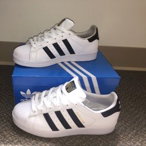 Adidas Superstar