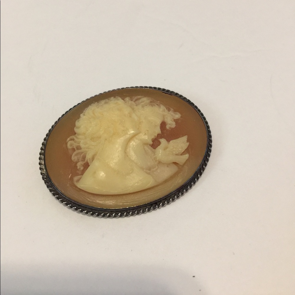 Oval Cameo Set in Sterling Silver