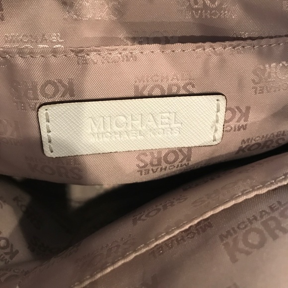 Designer Michael Kors Purse - Picture 3 of 4