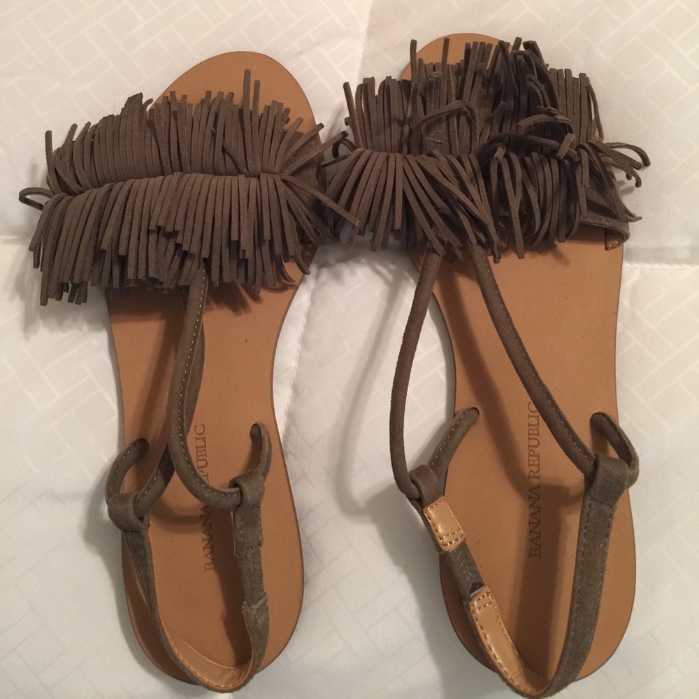 NWOB Banana Republic fringe sandals!