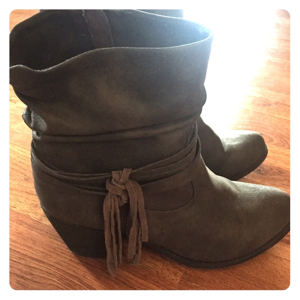 Jellypop western style booties