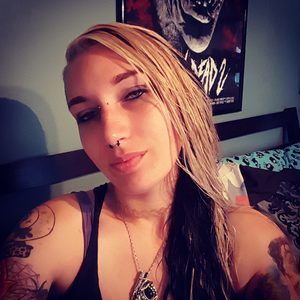 Meet your Posher, Brooke