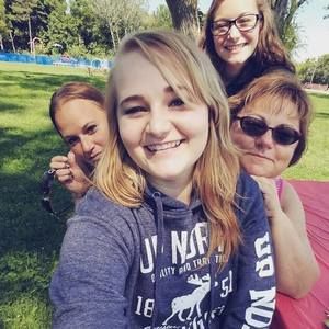 Meet your Posher, Christina