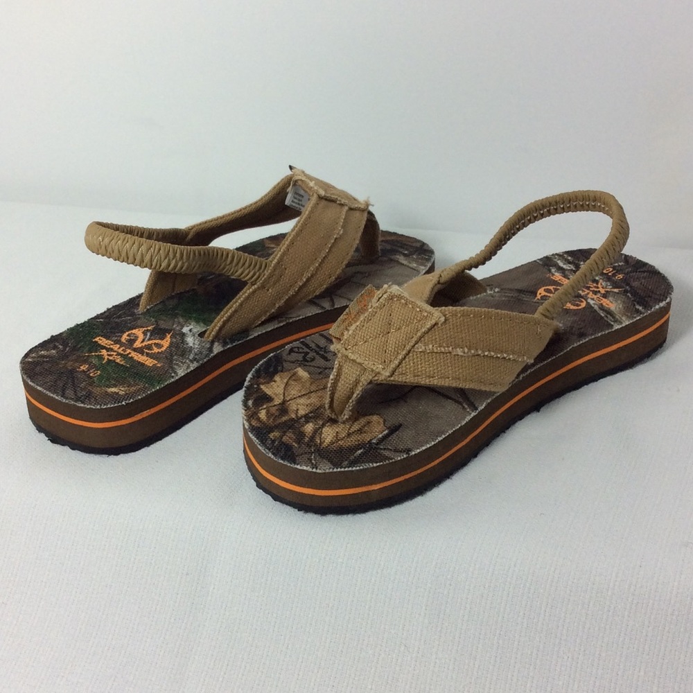 Children sandals size 9-10