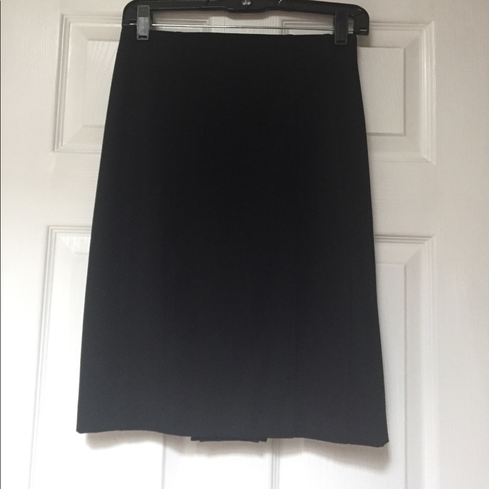Black pencil skirt