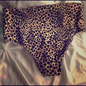 High waist leopard print bikini bottom NEVER WORN