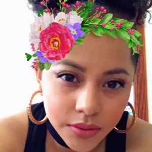 Meet your Posher, Lucia