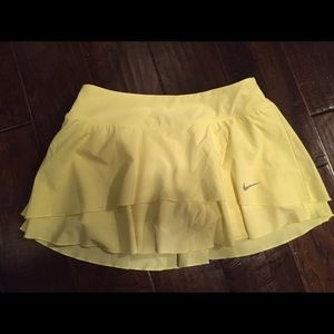 Nike yellow tennis skirt with ruffles
