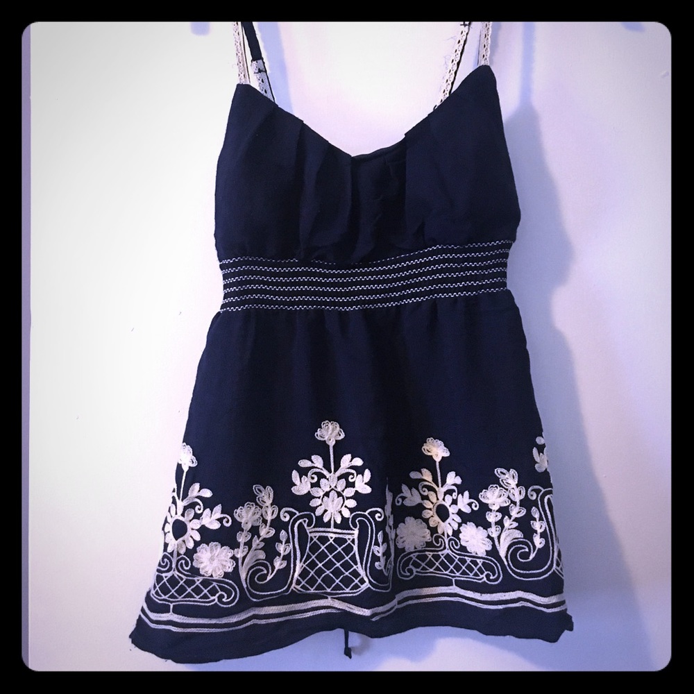 Navy top