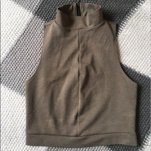 Turtle neck crop shirt