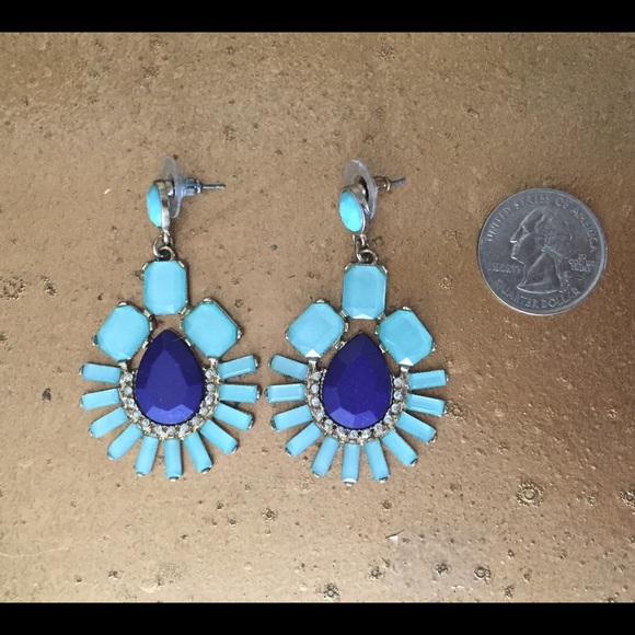Statement Earrings - Picture 3 of 3