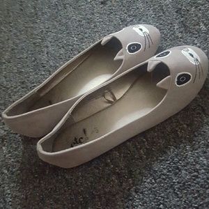 Etc! Tan/grey raccoon flats