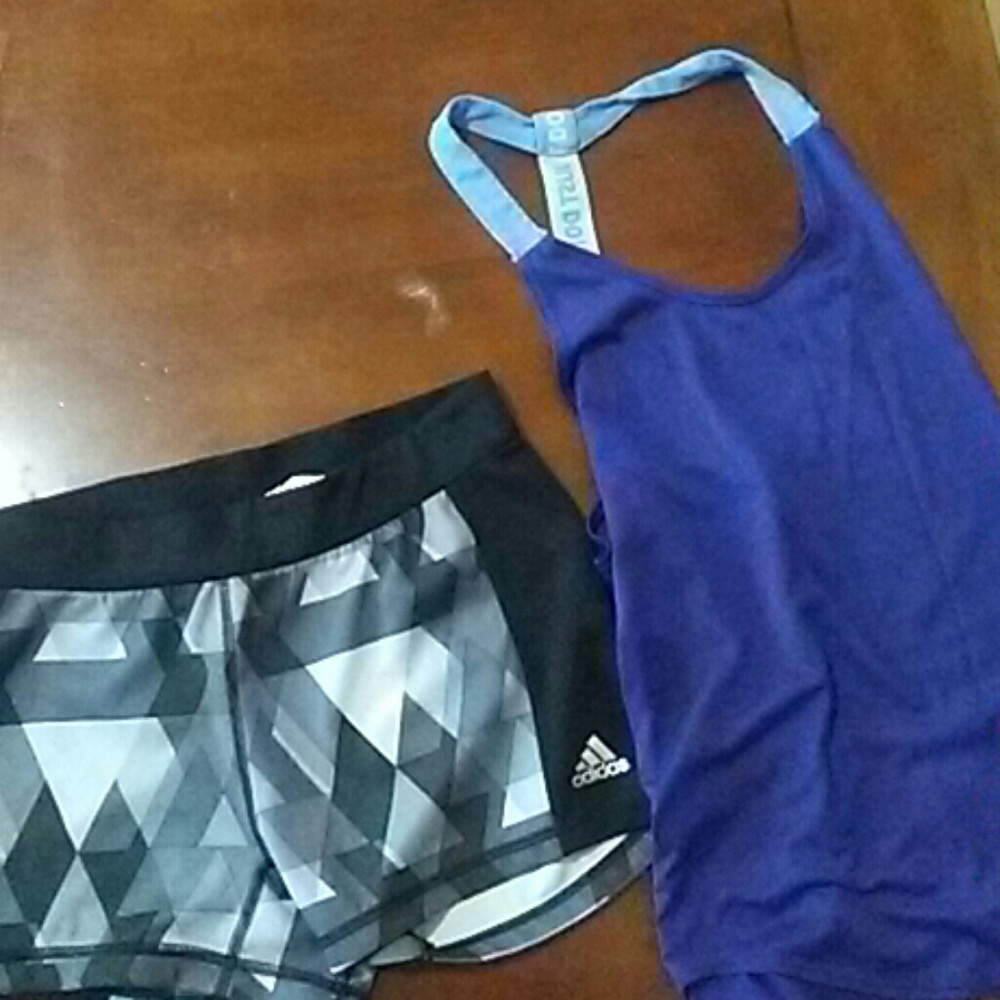 BUNDLE OF WORKOUT GEAR