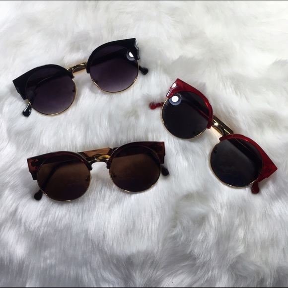 LAST ONE Black & gold round cat eye sunglasses - Picture 4 of 4