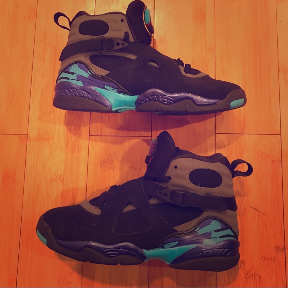 Air Jordan Retro 8 "Aqua 2015", size 8 (boys 6.5)