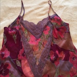 Victoria's Secret Intimates & Sleepwear - ADORABLE victoria's secret silk slip size L Victoria's Secret Intimates & Sleepwear - ADORABLE victoria's secret silk slip size L