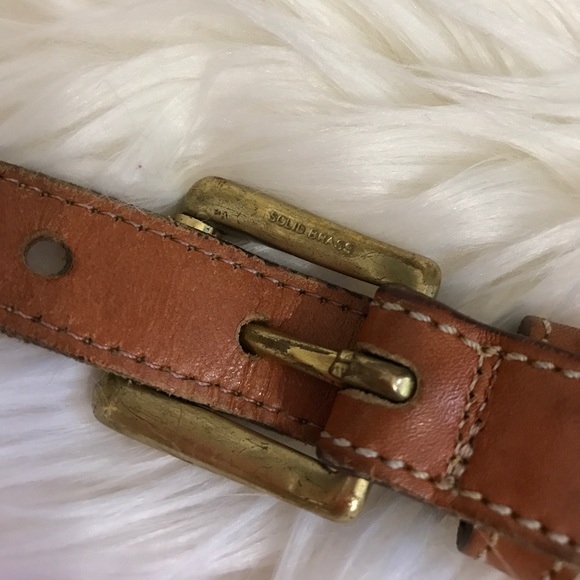 Additional photos and info for white VTG Dooney - Picture 4 of 8