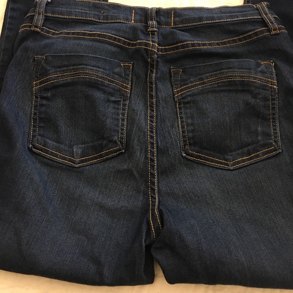 Jeans - Picture 2 of 5