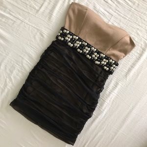 Nude & mesh strapless dress