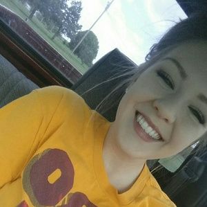 Meet your Posher, Hannah