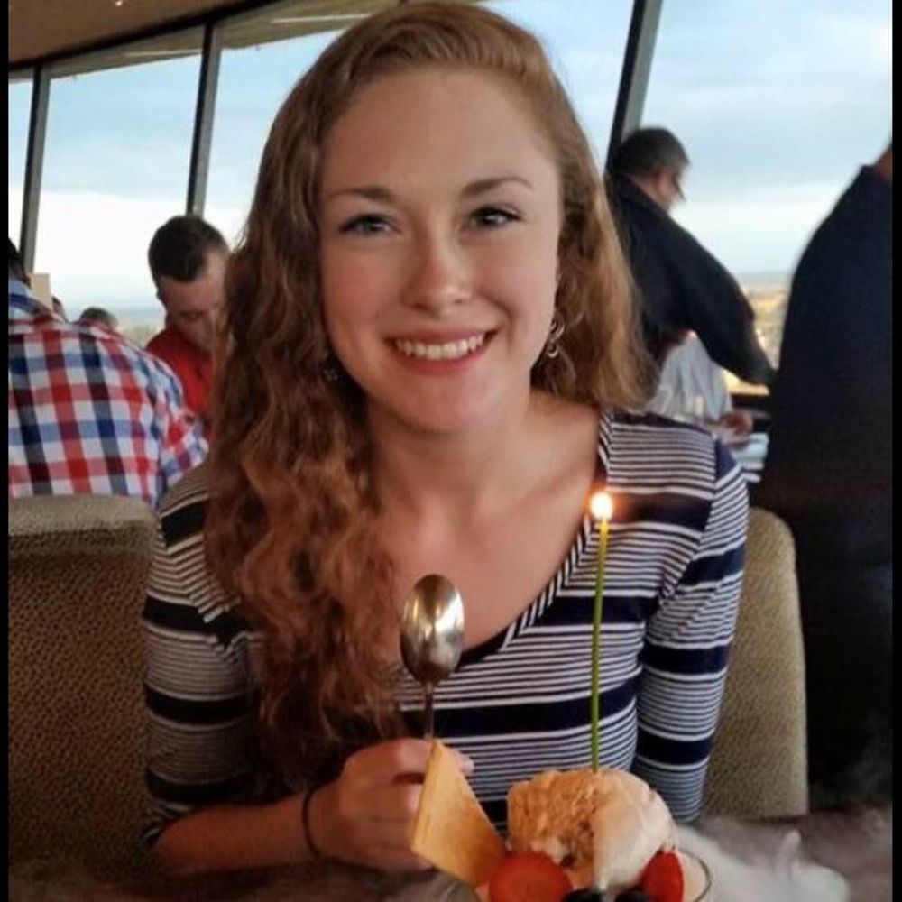 Meet your Posher, Hannah