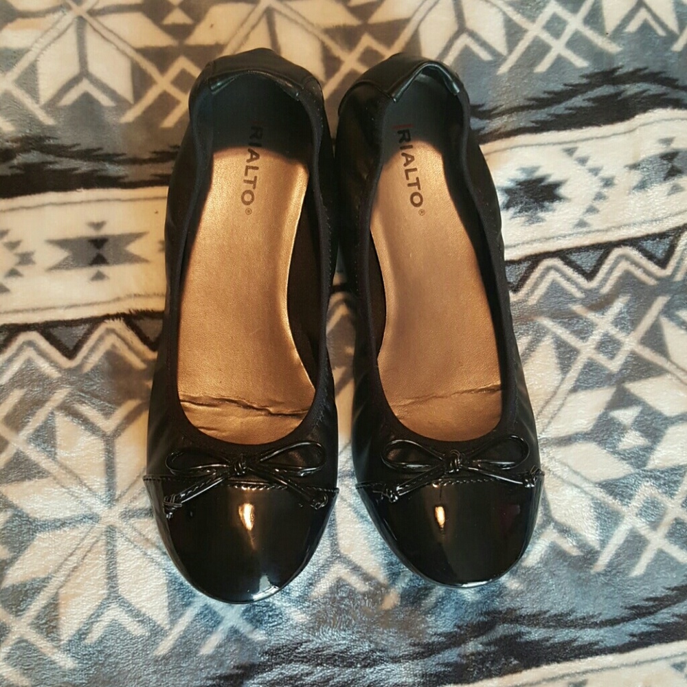 Black flats